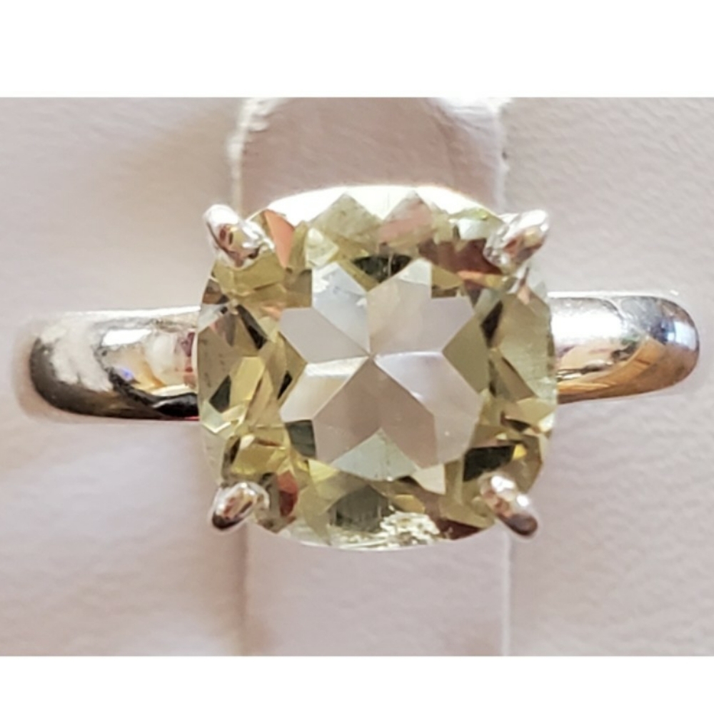 Genuine 3ct Prasiolite Solitaire Ring Size 8
